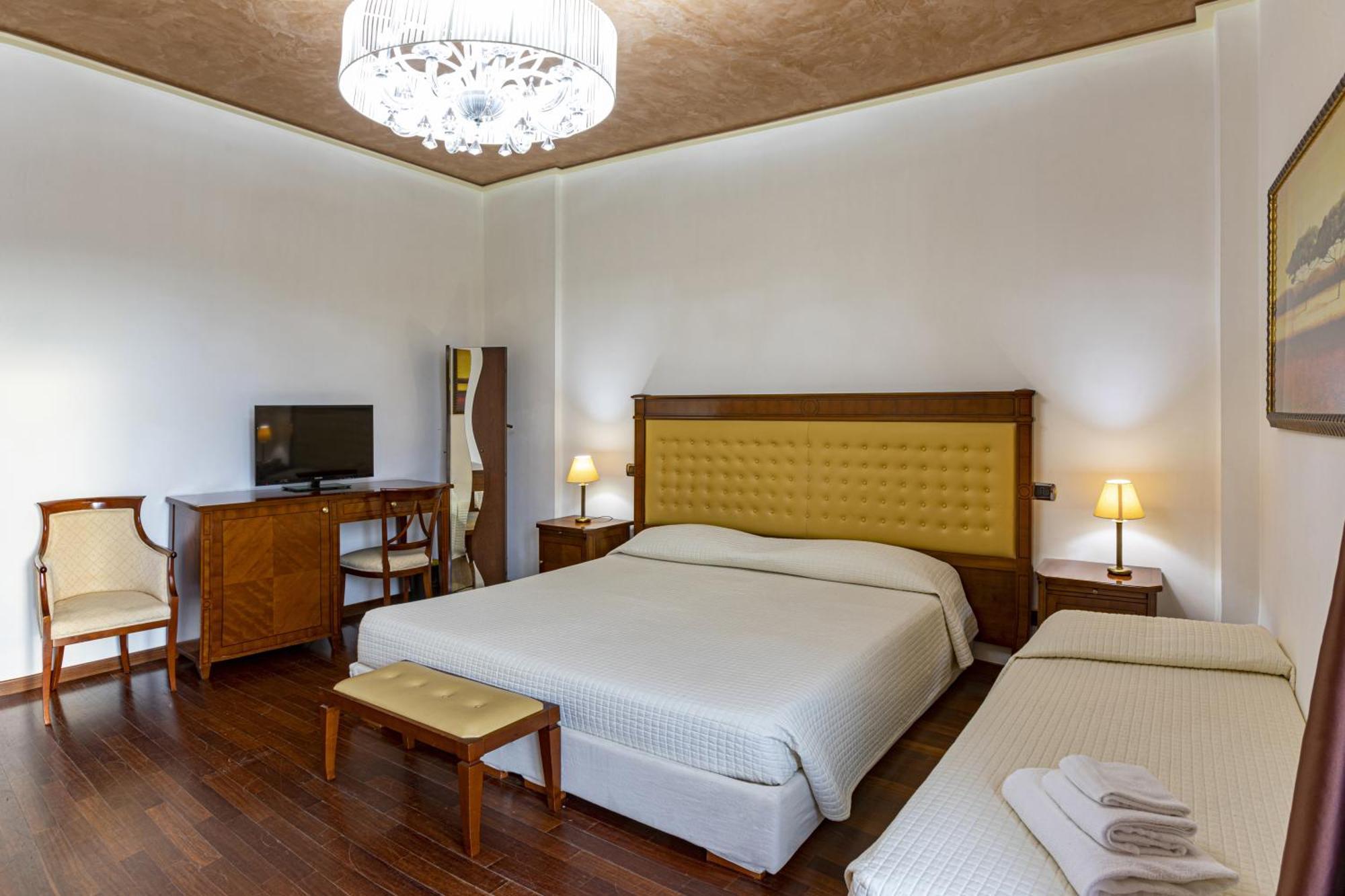 Albatros Hotel Szirakúza Kültér fotó