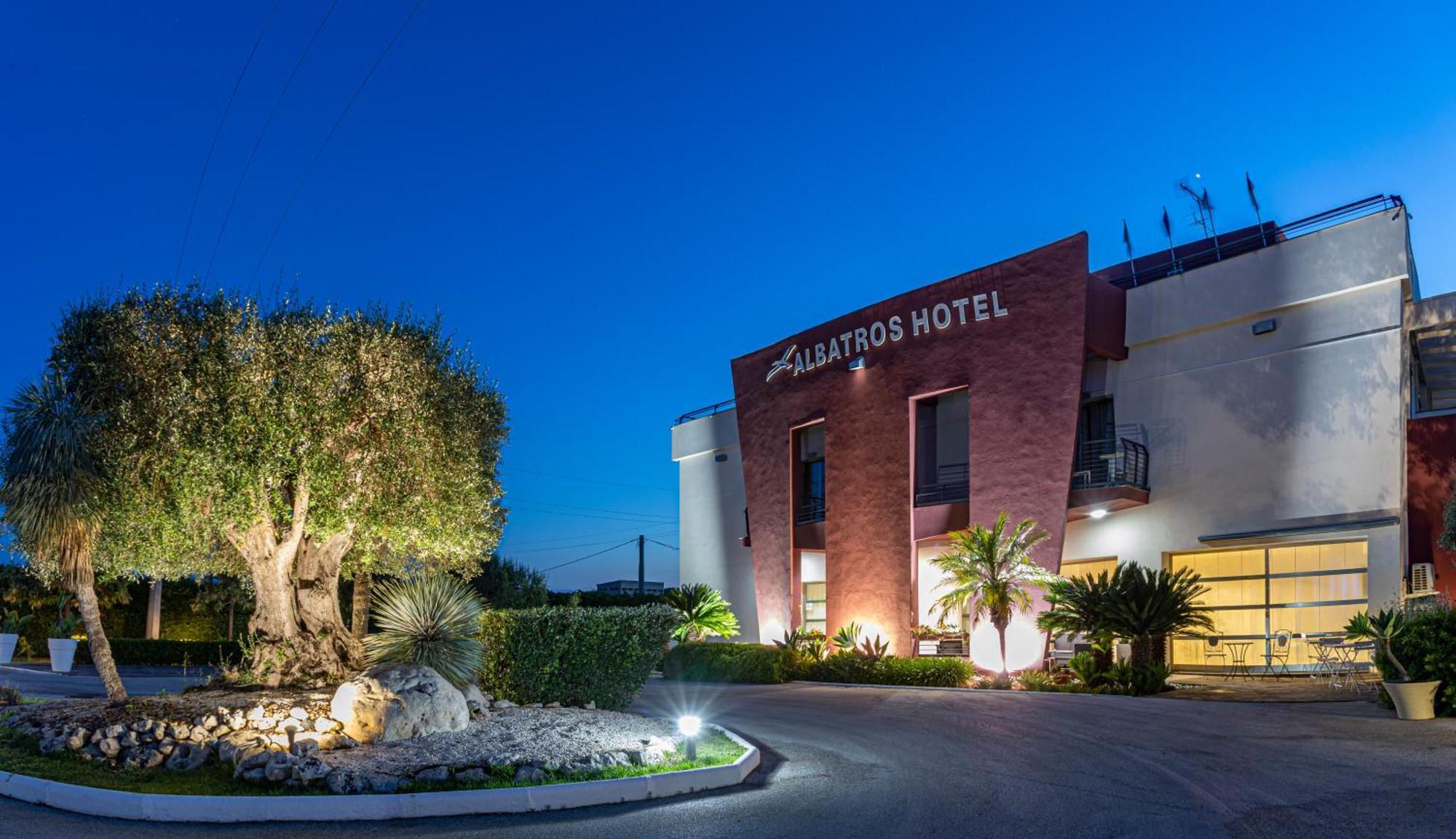 Albatros Hotel Szirakúza Kültér fotó