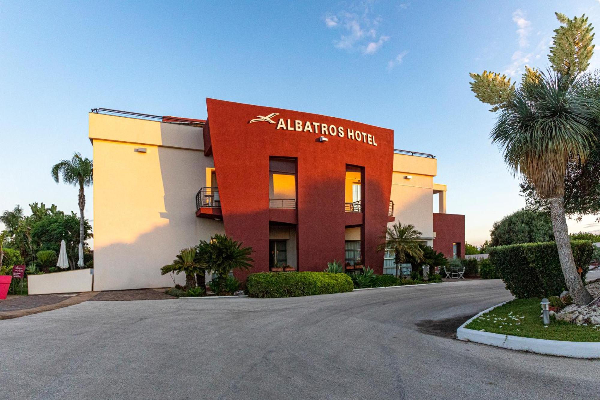 Albatros Hotel Szirakúza Kültér fotó