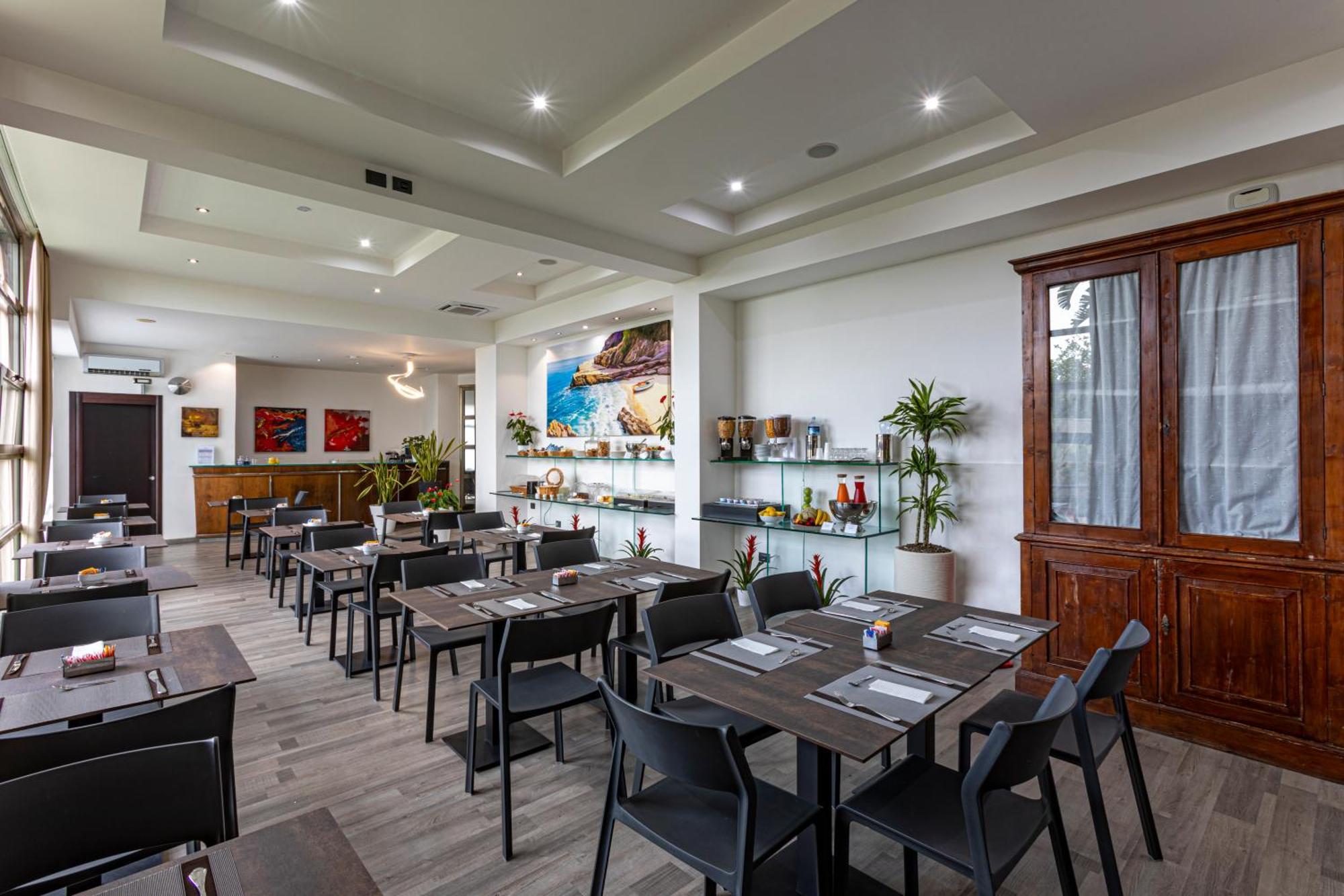 Albatros Hotel Szirakúza Kültér fotó